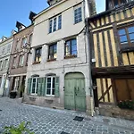 Couple - Coeur - Parking Gratuit